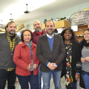Ciudadanos Málaga propone bajar la tasa que pagan las entidades sociales que recogen en contenedores ropa usada