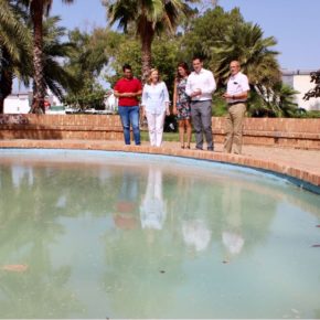 Ciudadanos reclama mejorar el mantenimiento de las fuentes y estanques de El Palo, Huelin y Teatinos