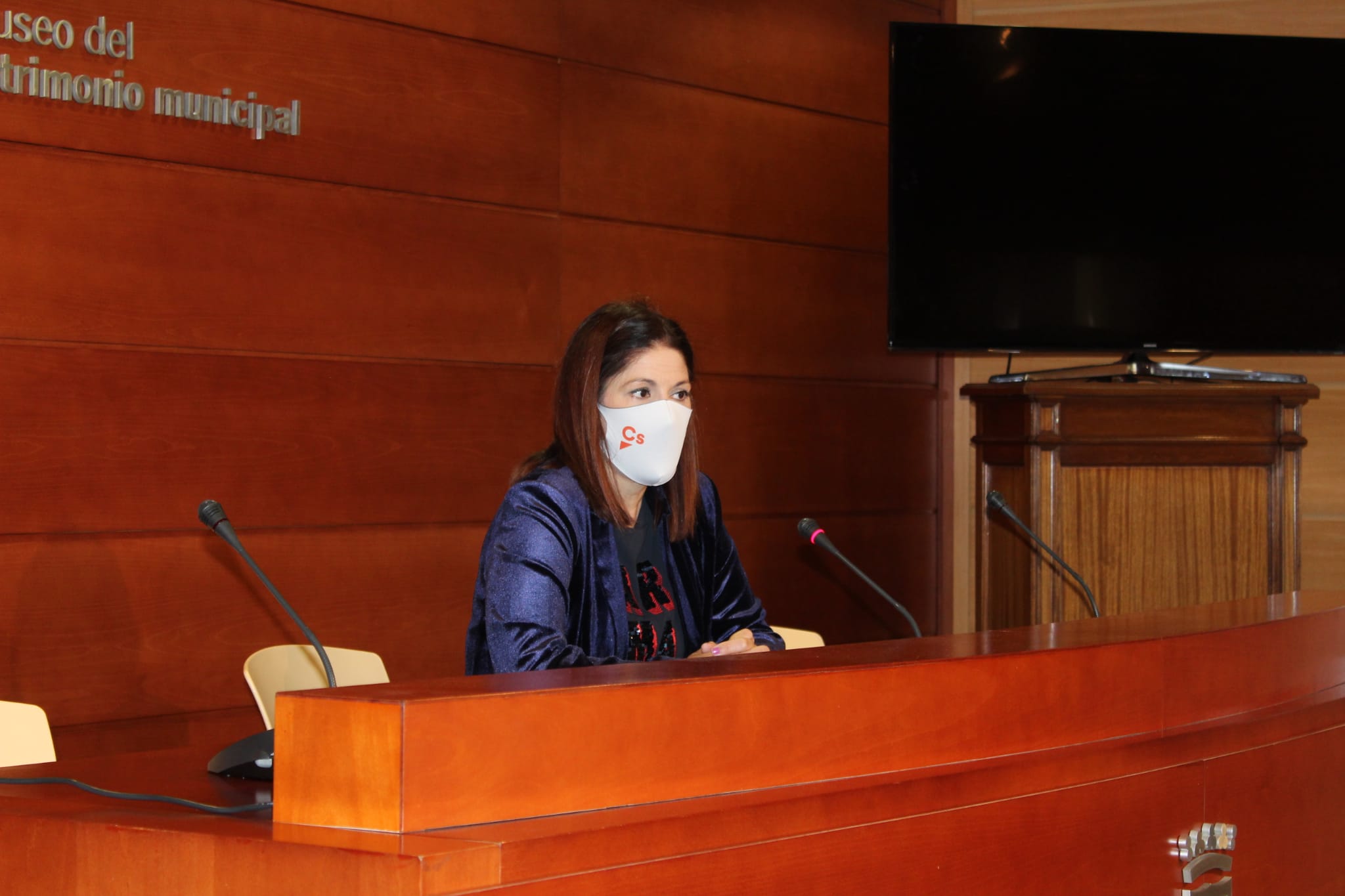 Rueda de prensa de Noelia Losada explicando las mociones presentadas para el pleno de octubre del ayuntamiento de Málaga